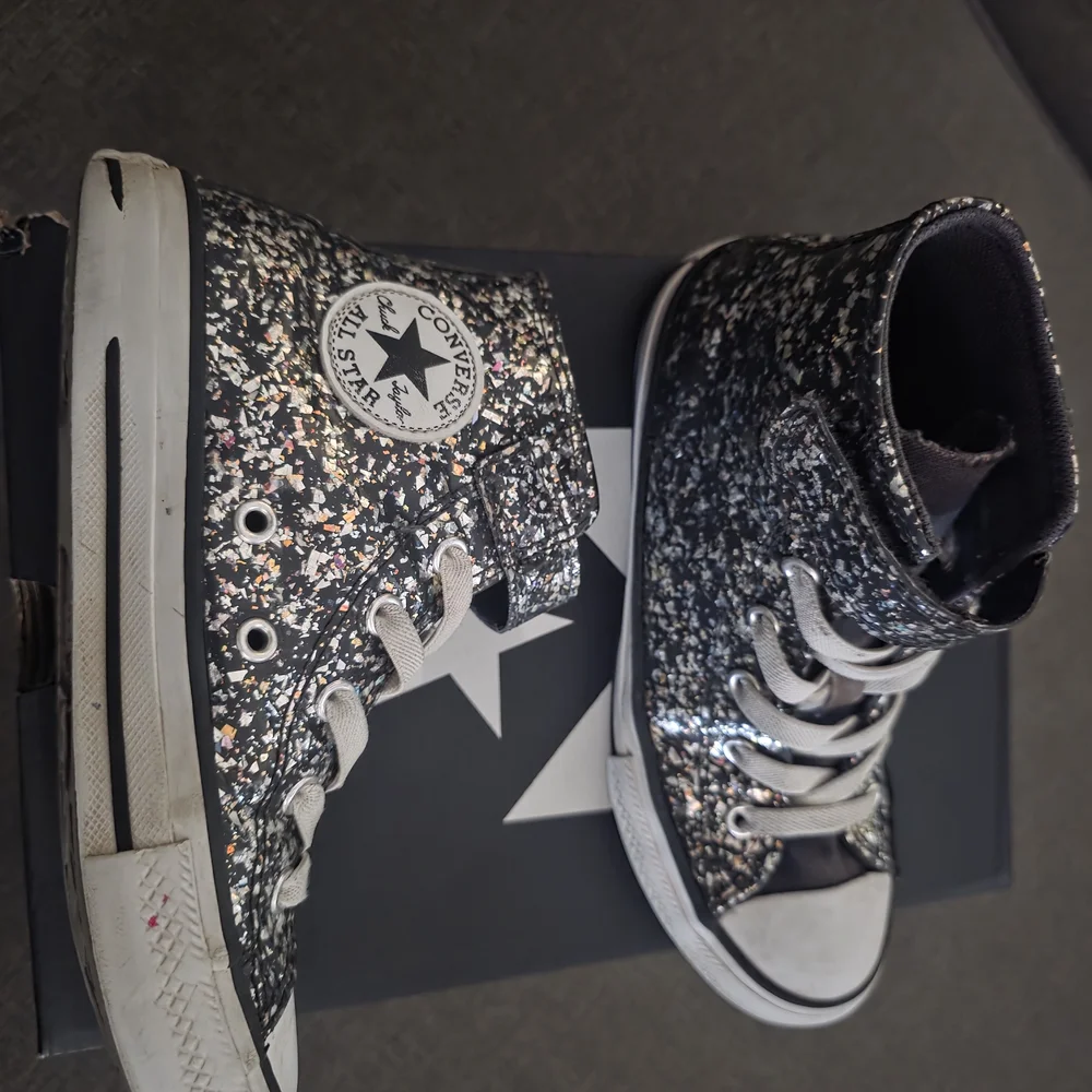 Converse Chuck Taylor All Star Glitter High-Top Sneaker - Kids